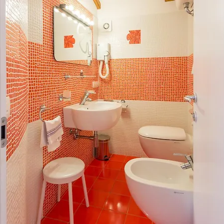 Minihotel Iris Майори