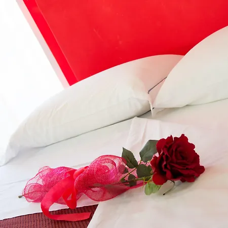 Minihotel Iris 4* Майори