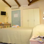 Minihotel Iris 4*