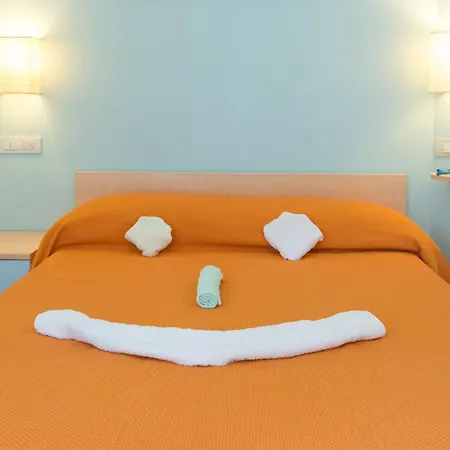 Alojamento de Acomodação e Pequeno-almoço Minihotel Iris 3*