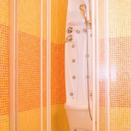 Alojamento de Acomodação e Pequeno-almoço Minihotel Iris Maiori