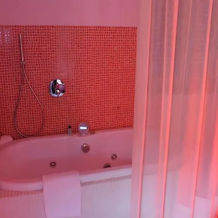Minihotel Iris Alojamento de Acomodação e Pequeno-almoço 3*
